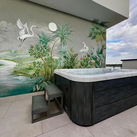 Bridge - Penthouse *
